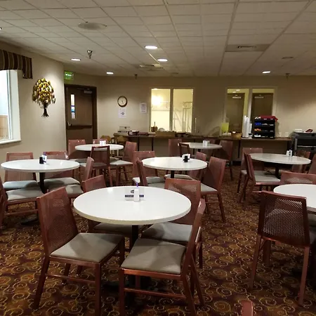 Crystal Inn Hotel & Suites - Great Falls-2